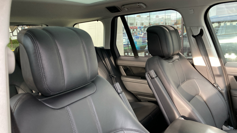 Land Rover Range Rover 3.0 SDV6 Vogue 4dr Auto Diesel Estate